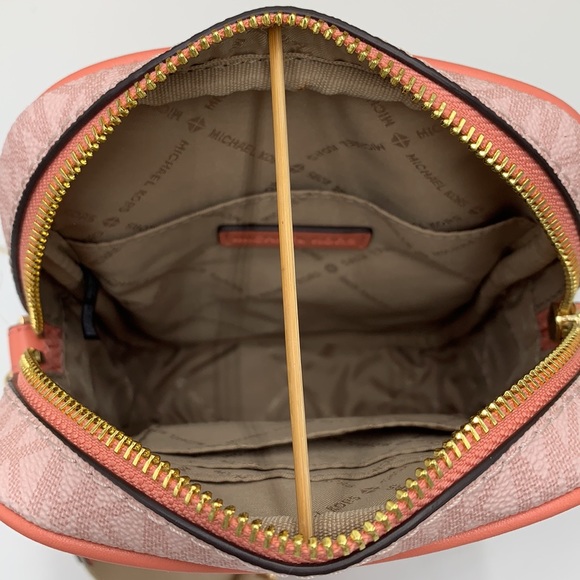 Michael Kors Jet Set Travel Medium NS Logo Stripe Crossbody Bag 
SHERBER… - Picture 11 of 15